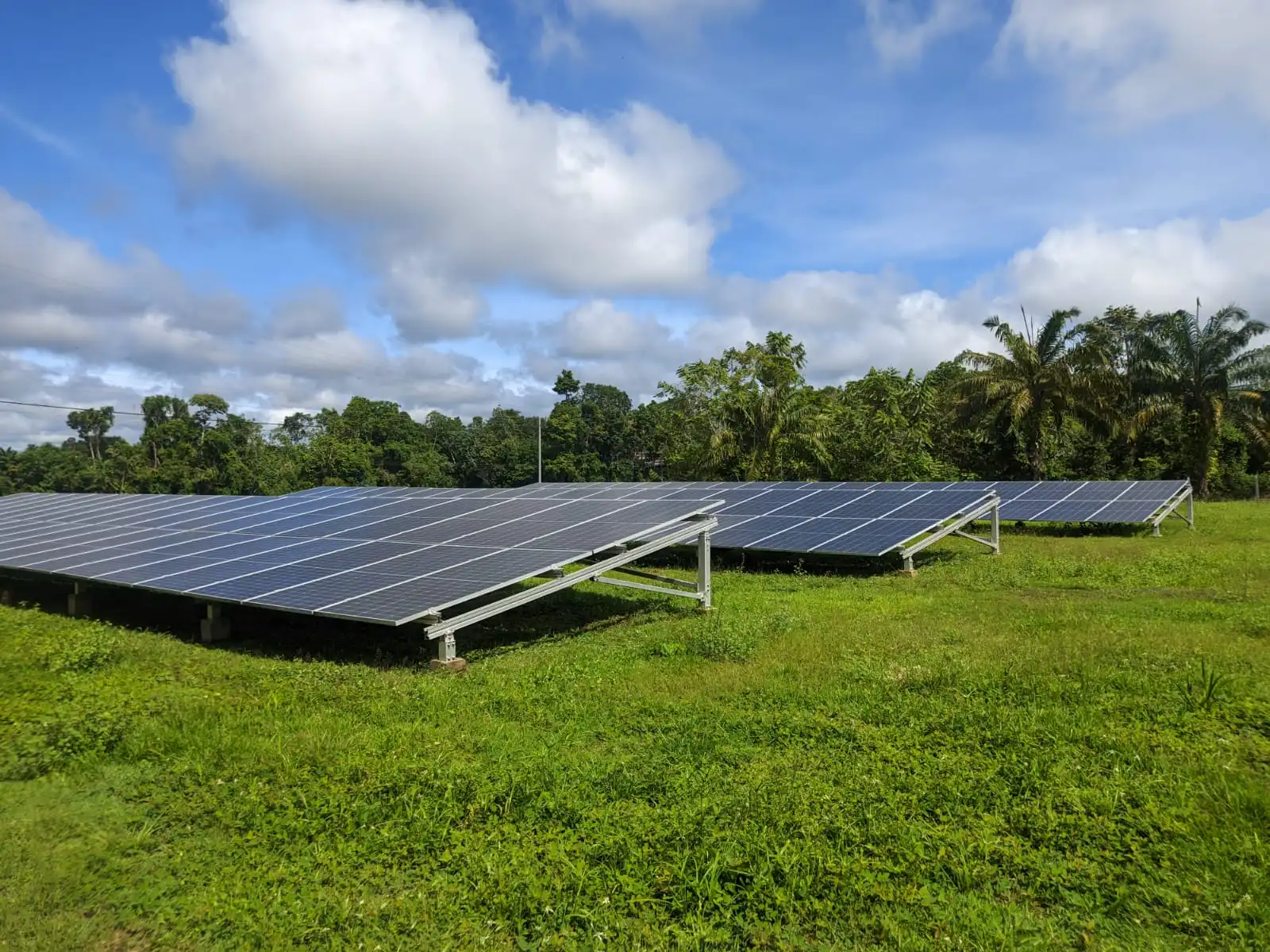Panales-solares-extractora-Inversiones-Eco-mara